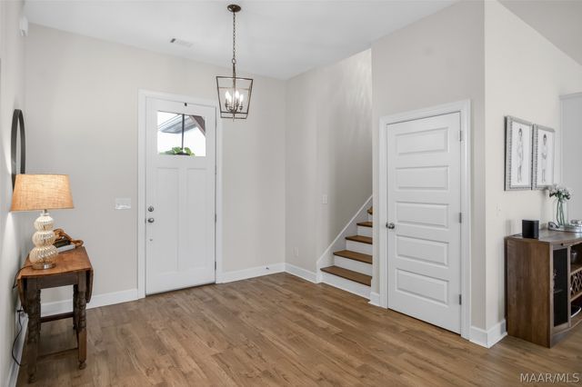 9370 CRESCENT LODGE Circle, Pike Road, AL 36064