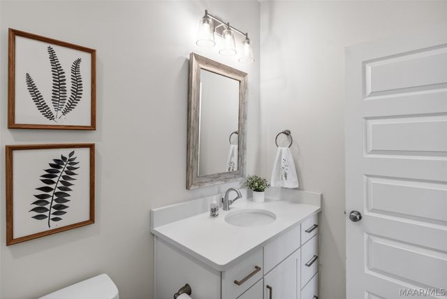 9370 CRESCENT LODGE Circle, Pike Road, AL 36064