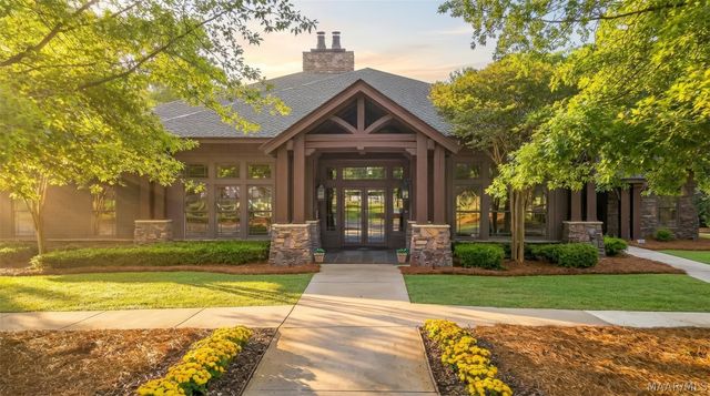 9370 CRESCENT LODGE Circle, Pike Road, AL 36064