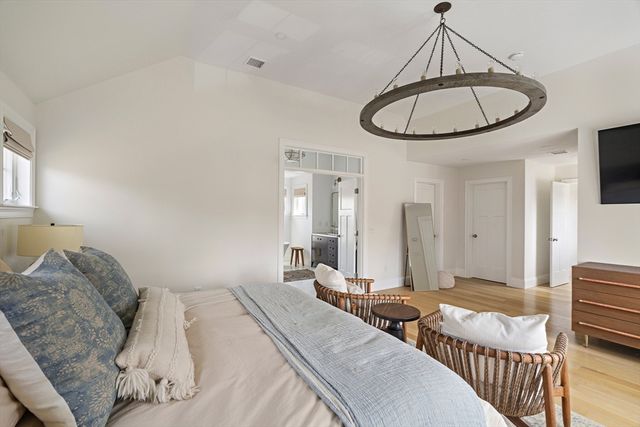 306 King St, Cohasset, MA 02025