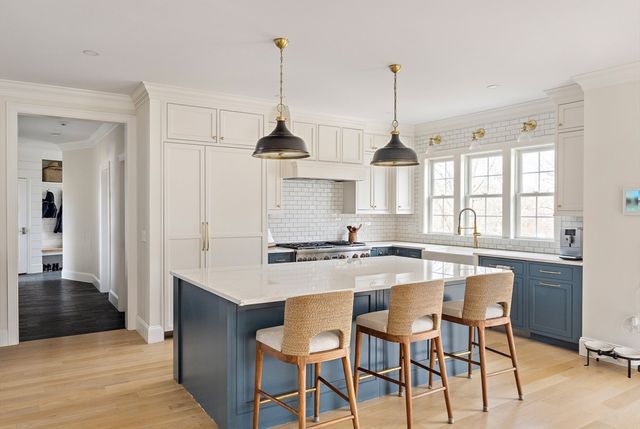 306 King St, Cohasset, MA 02025