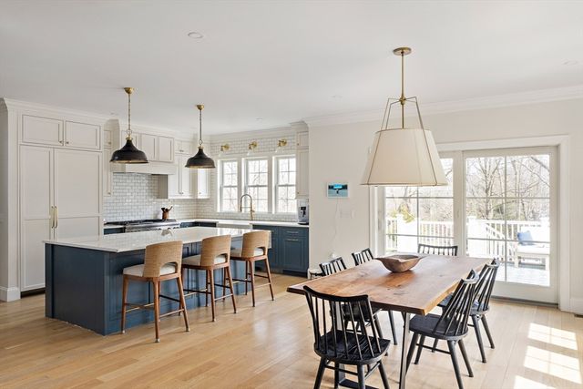 306 King St, Cohasset, MA 02025