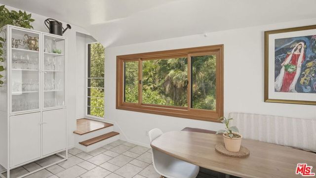 1602 Golf Club Drive, Glendale, CA 91206
