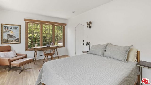 1602 Golf Club Drive, Glendale, CA 91206