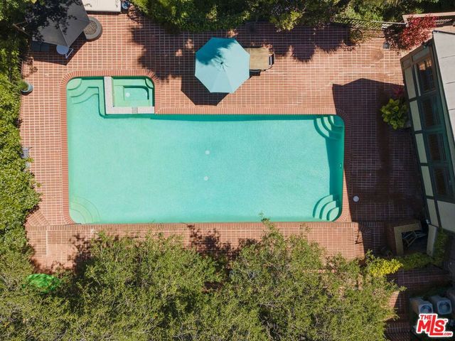 1602 Golf Club Drive, Glendale, CA 91206