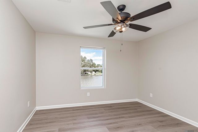 13188 Bayou Terrace Dr, St Amant, LA 70774