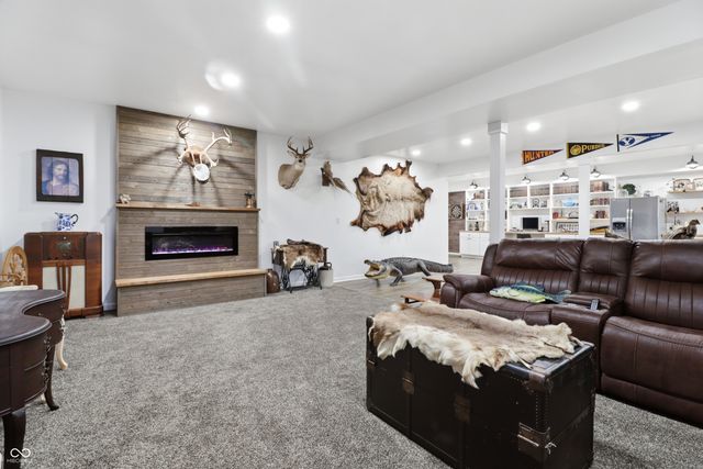 8855 Stoddard Lane, Indianapolis, IN 46217