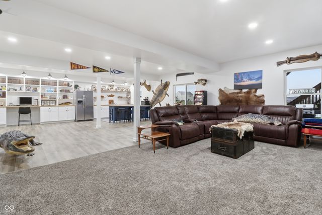 8855 Stoddard Lane, Indianapolis, IN 46217