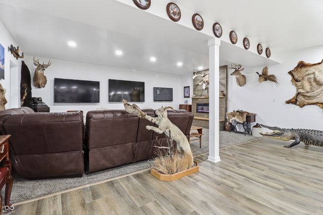 8855 Stoddard Lane, Indianapolis, IN 46217