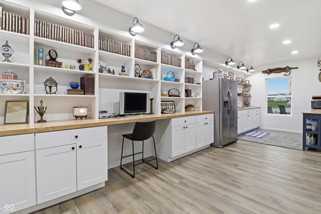 8855 Stoddard Lane, Indianapolis, IN 46217