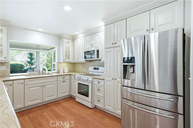 6371 Country Club Drive, La Verne, CA 91750