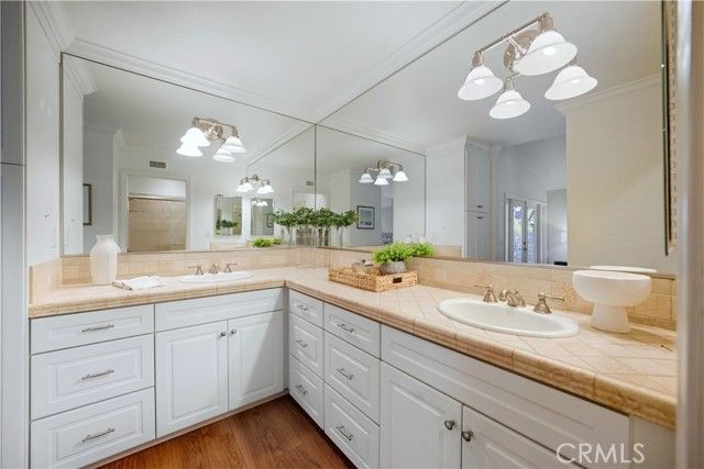 6371 Country Club Drive, La Verne, CA 91750