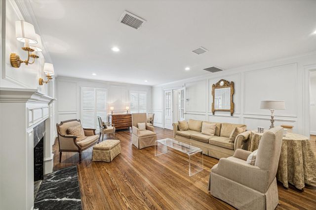 3444 Meadow Lake Lane, Houston, TX 77027