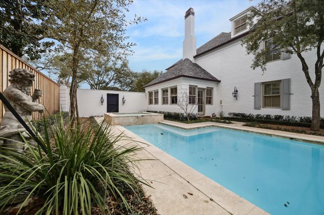 3444 Meadow Lake Lane, Houston, TX 77027