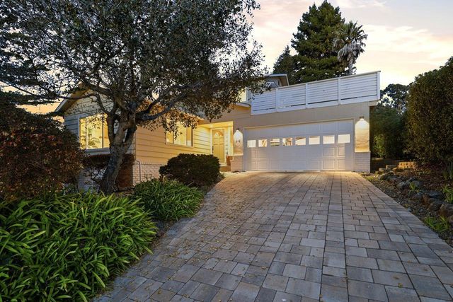 836 Seacliff Drive, Aptos, CA 95003