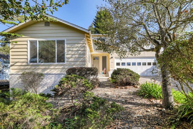 836 Seacliff Drive, Aptos, CA 95003