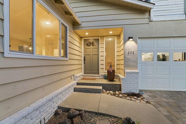 836 Seacliff Drive, Aptos, CA 95003