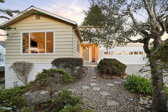 836 Seacliff Drive, Aptos, CA 95003