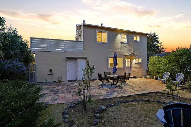 836 Seacliff Drive, Aptos, CA 95003