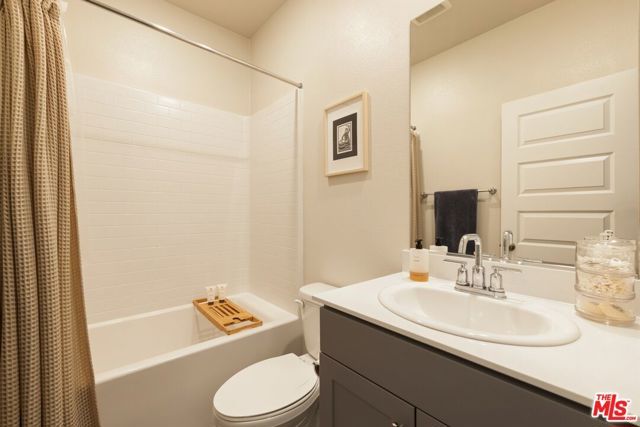 1716 Cayton Loop, West Covina, CA 91790