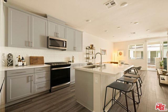 1716 Cayton Loop, West Covina, CA 91790