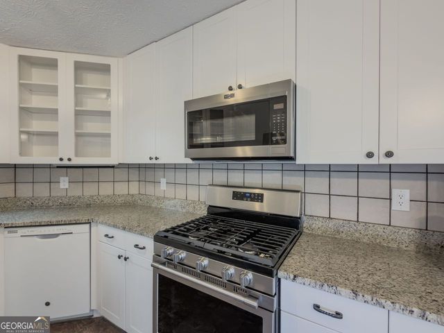 1835 WATERCREST Circle, Lawrenceville, GA 30043