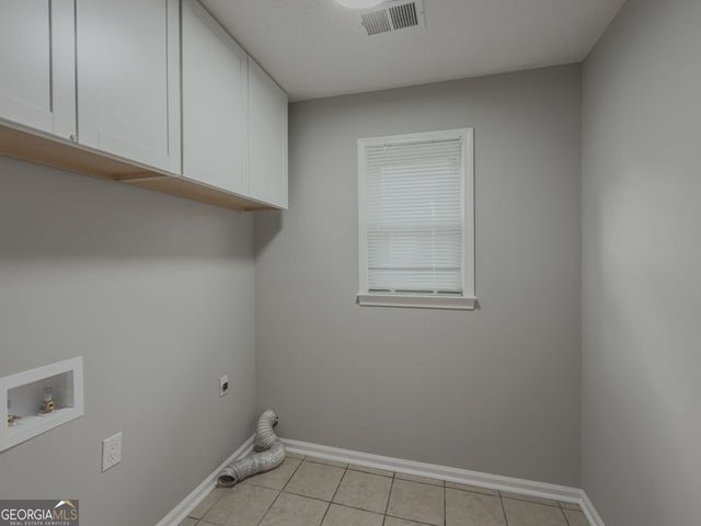 1835 WATERCREST Circle, Lawrenceville, GA 30043