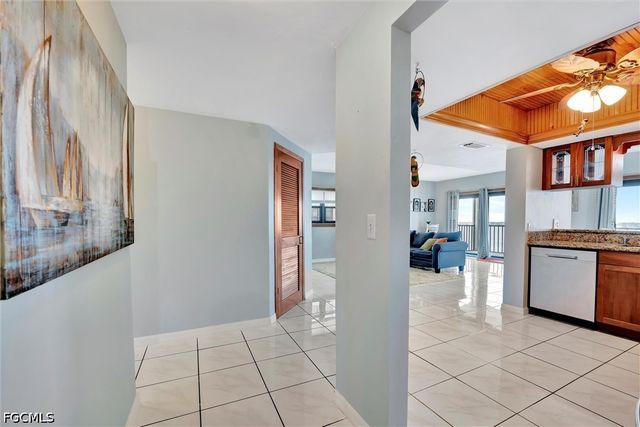 1901 Clifford ST 1001, Fort Myers, FL 33901