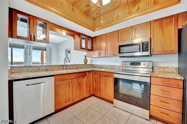 1901 Clifford ST 1001, Fort Myers, FL 33901