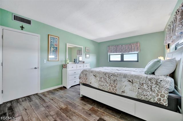 1901 Clifford ST 1001, Fort Myers, FL 33901