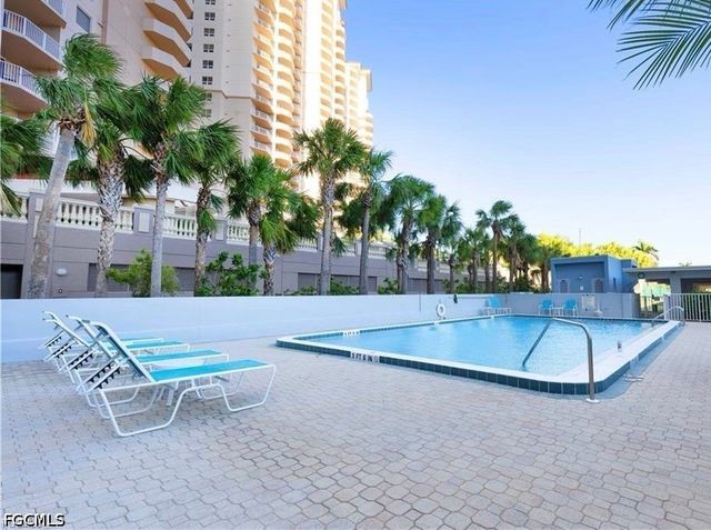 1901 Clifford ST 1001, Fort Myers, FL 33901
