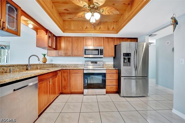 1901 Clifford ST 1001, Fort Myers, FL 33901
