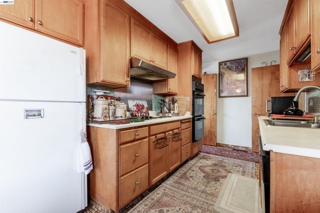 308 Elsie Ave, San Leandro, CA 94577