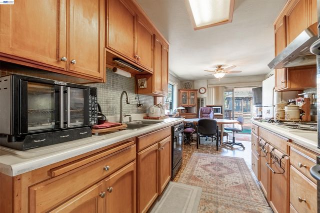 308 Elsie Ave, San Leandro, CA 94577