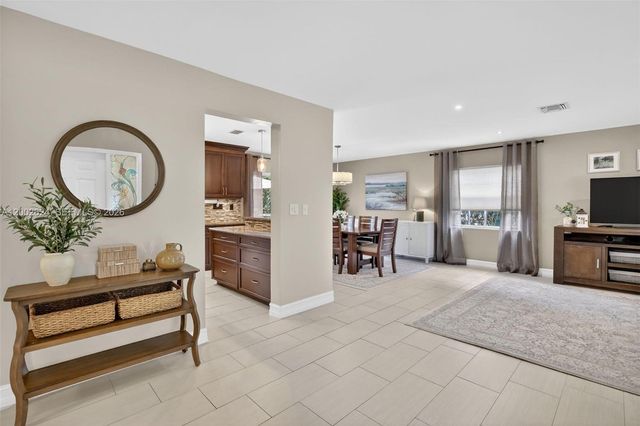 3613 Starboard Avenue, Cooper City, FL 33026