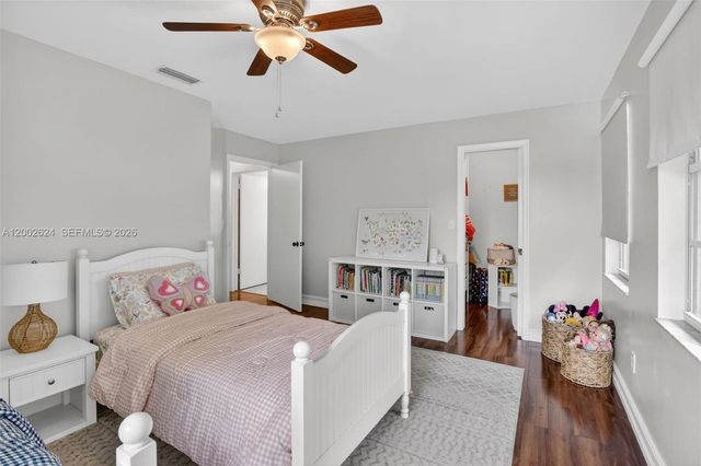 3613 Starboard Avenue, Cooper City, FL 33026