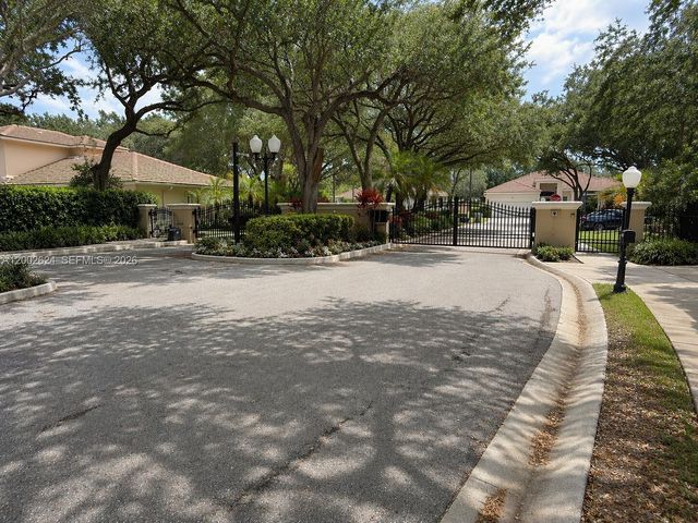 3613 Starboard Avenue, Cooper City, FL 33026