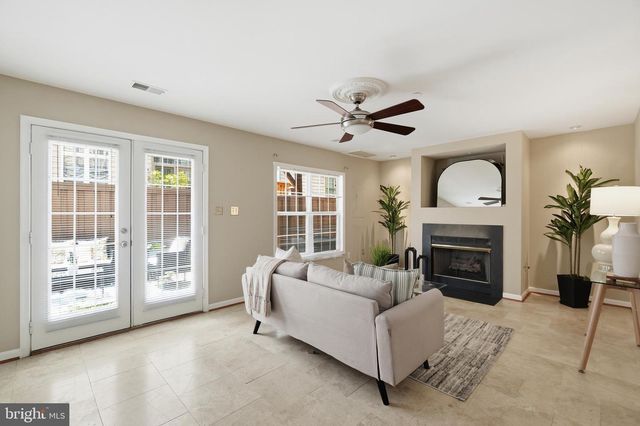 401 STANTON PL, Alexandria, VA 22304