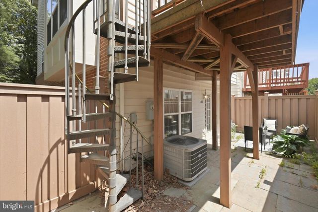 401 STANTON PL, Alexandria, VA 22304