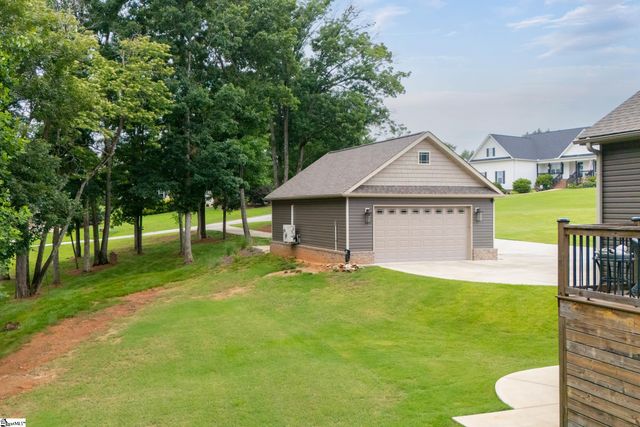2 Anastasia Court, Easley, SC 29642
