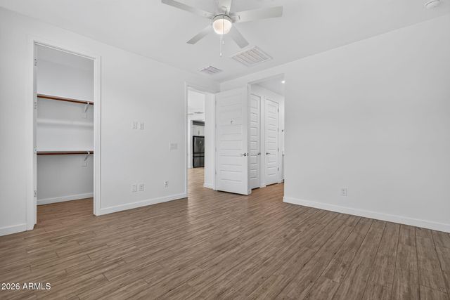 1651 W ESTES Way, Phoenix, AZ 85041