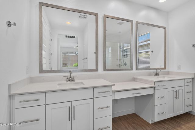1651 W ESTES Way, Phoenix, AZ 85041