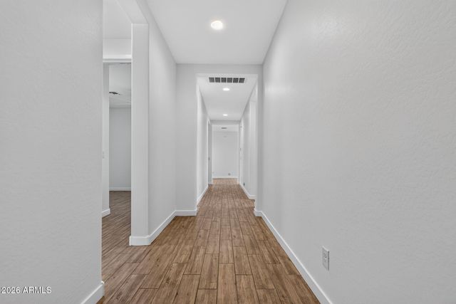 1651 W ESTES Way, Phoenix, AZ 85041