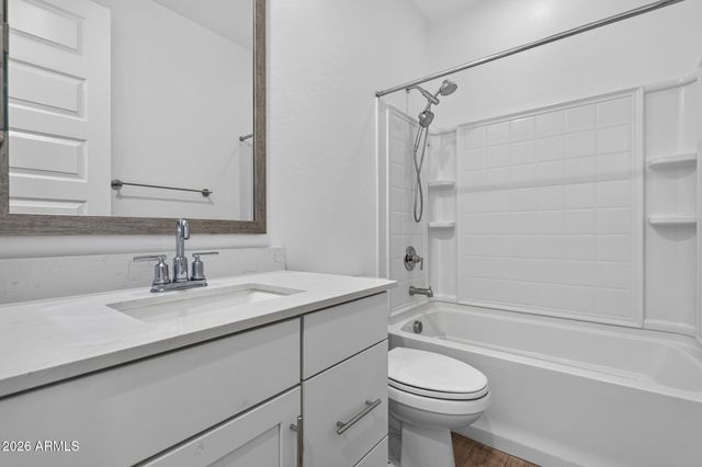 1651 W ESTES Way, Phoenix, AZ 85041