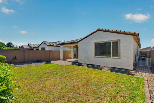 1651 W ESTES Way, Phoenix, AZ 85041