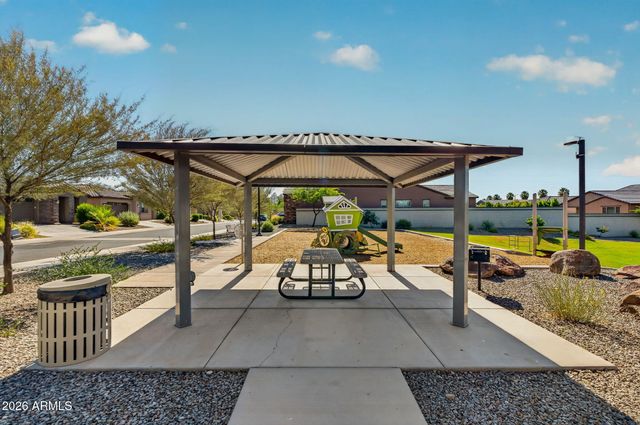 1651 W ESTES Way, Phoenix, AZ 85041