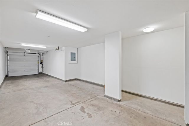 555 Rockefeller, Irvine, CA 92612