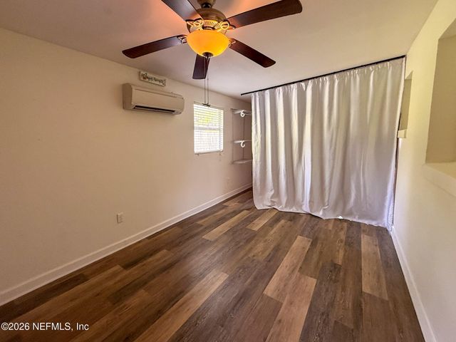 880 EMERALD Drive, Mount Dora, FL 32757