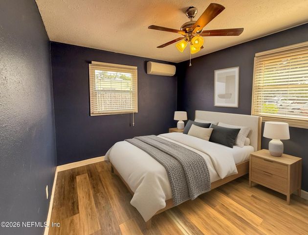 880 EMERALD Drive, Mount Dora, FL 32757