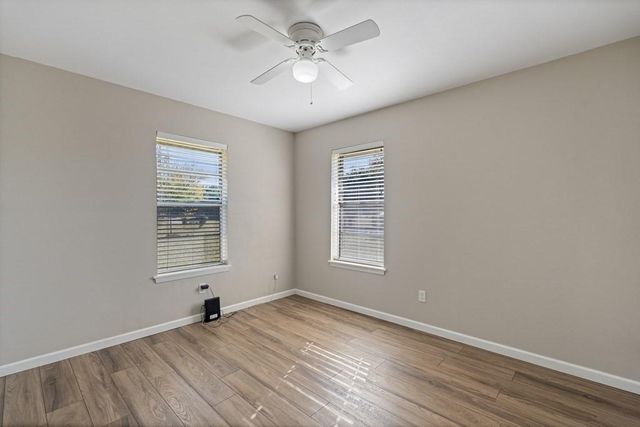 956 Lightfoot Road, Lufkin, TX 75901